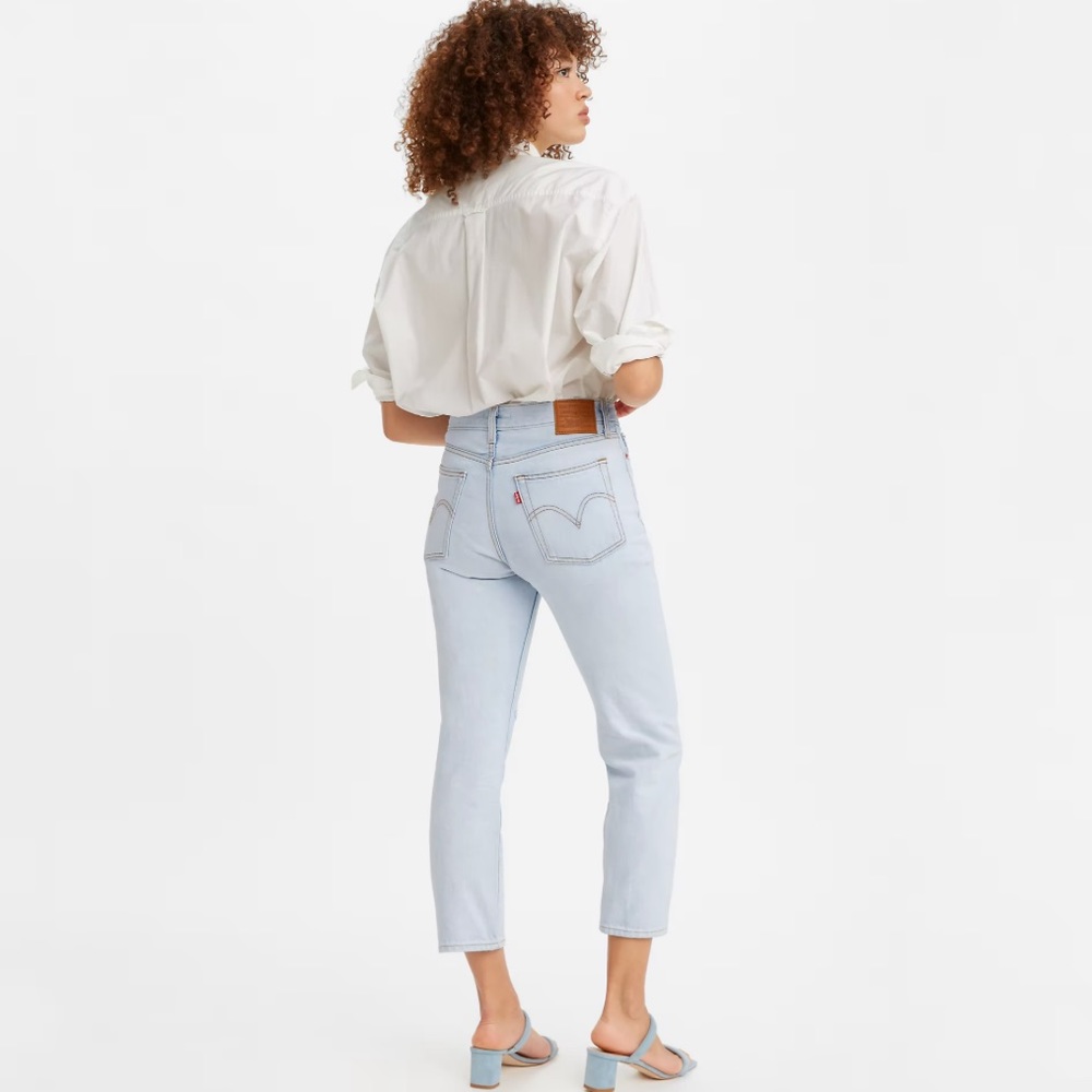 Levi’s Brand new, never worn Wedgie Straight Jeans